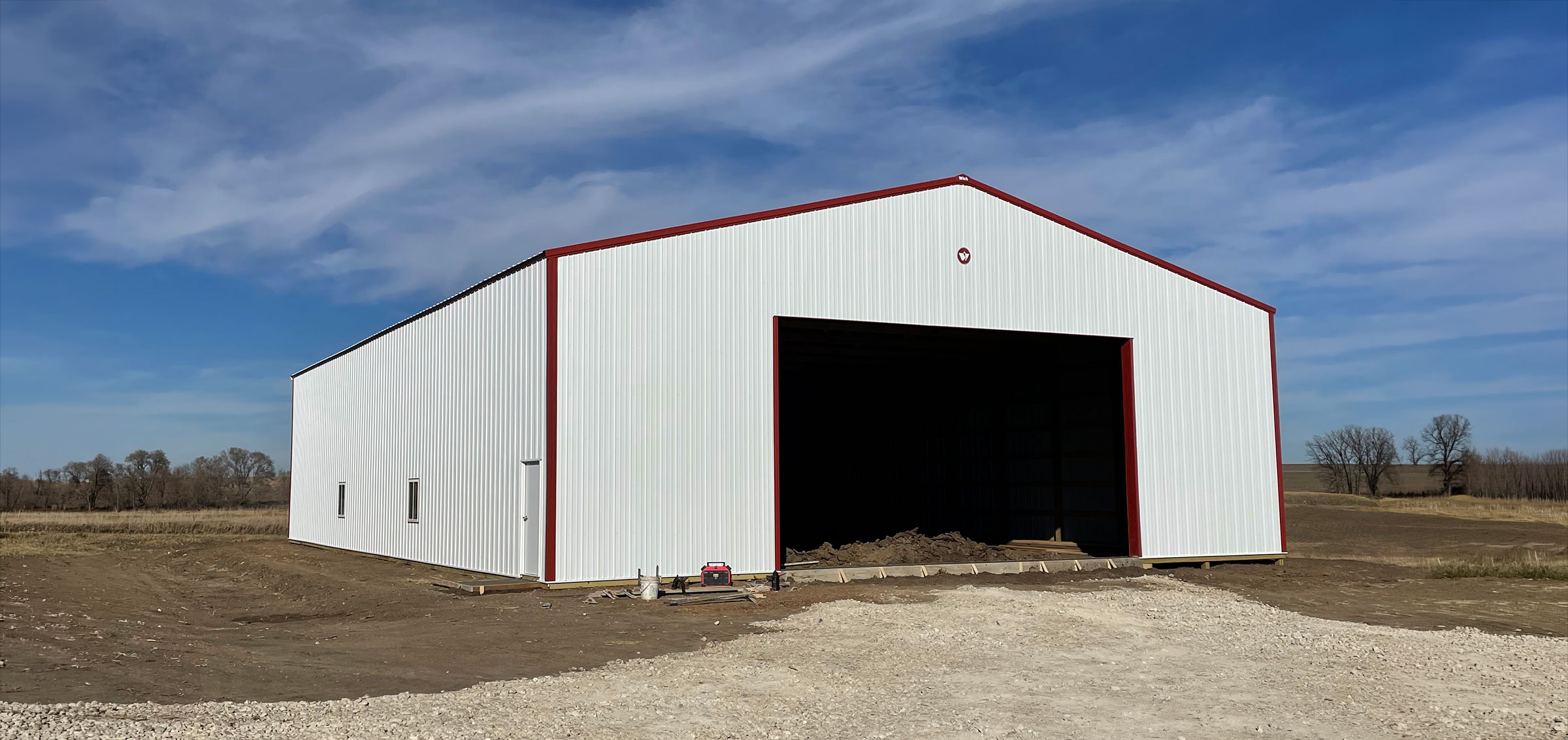 post frame agricultural machine shed building